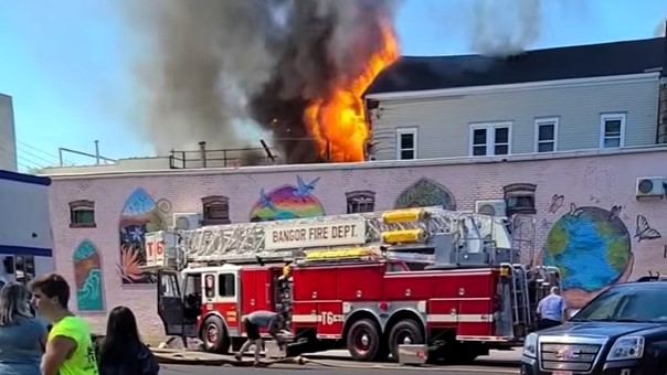 Videos: Pennsylvania apartment fire