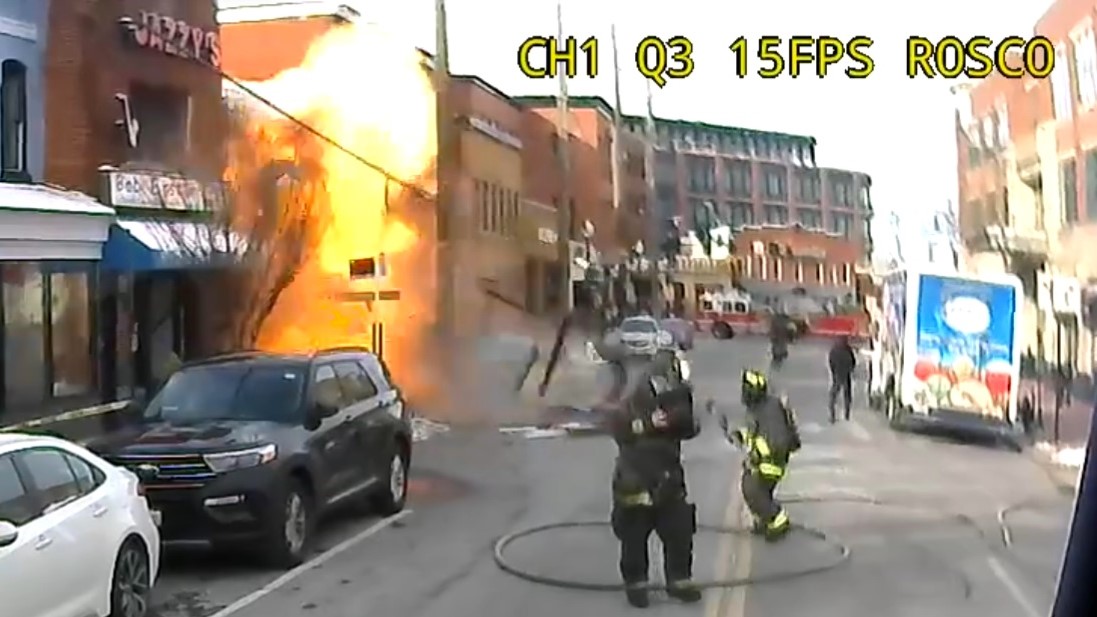 Radio traffic & video: DC firefighters on scene as gas explosions hit
day care center & convenience store