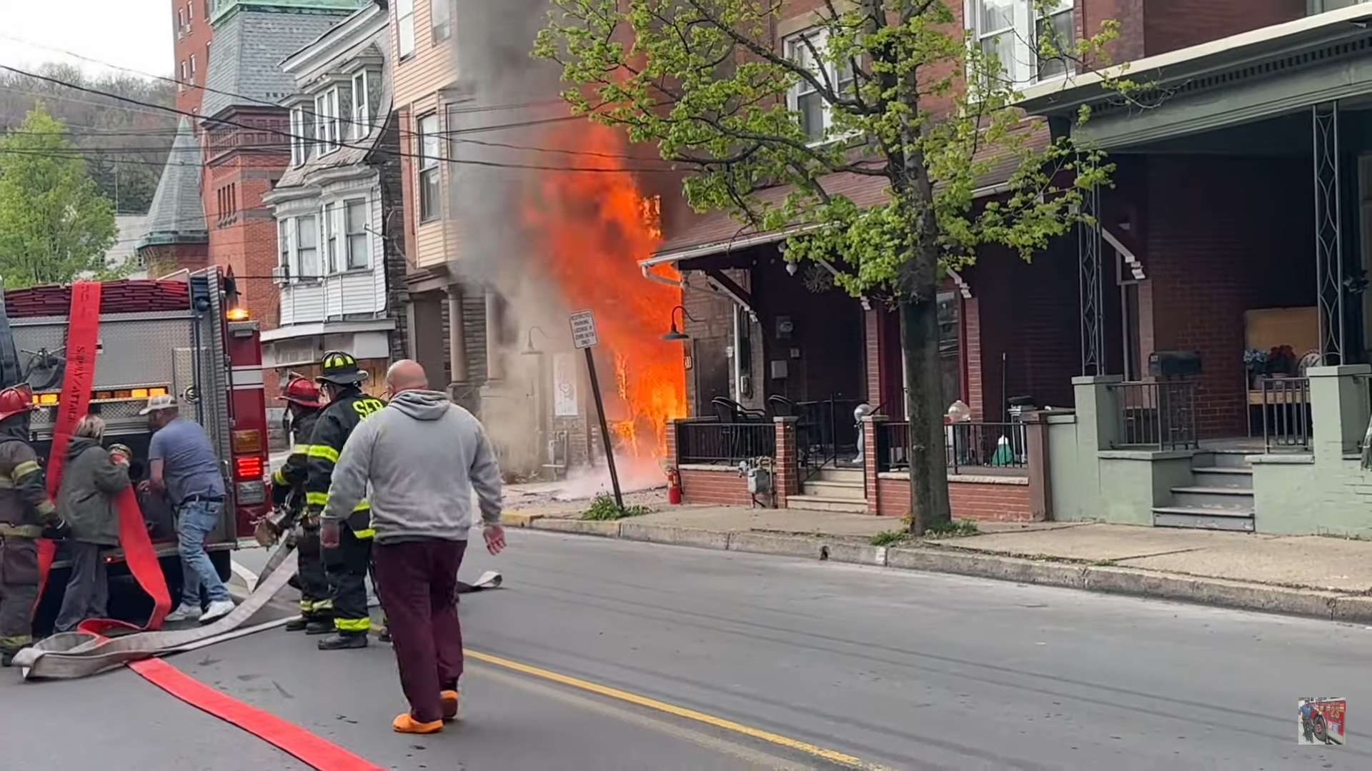 Early video as firehouse turned into a wine bar burns in Pennsylvania