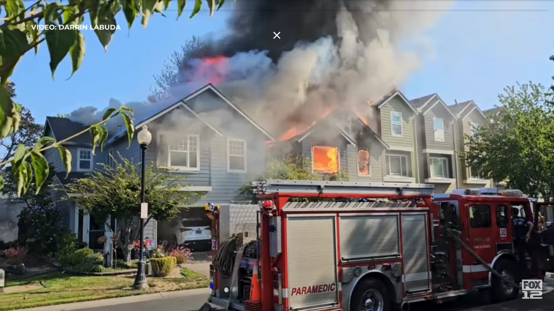 Raw video & radio traffic after plane crashes into Oregon homes